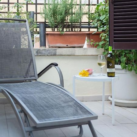 House & The City - Apartments In Рим Екстер'єр фото