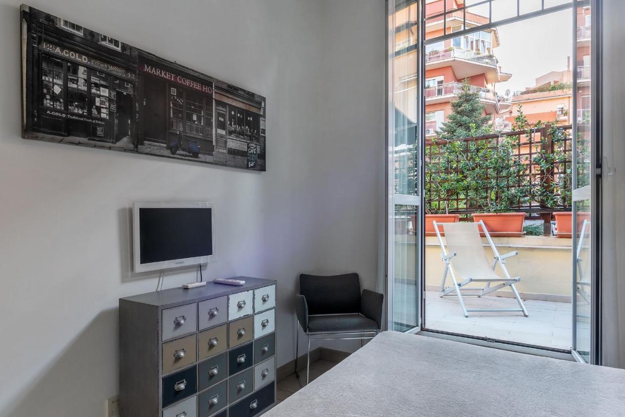 House & The City - Apartments In Рим Екстер'єр фото